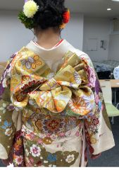 ￼￼一般着付・芸者・舞踊などの特殊着付川崎、横浜、東京都内まで出張着付
